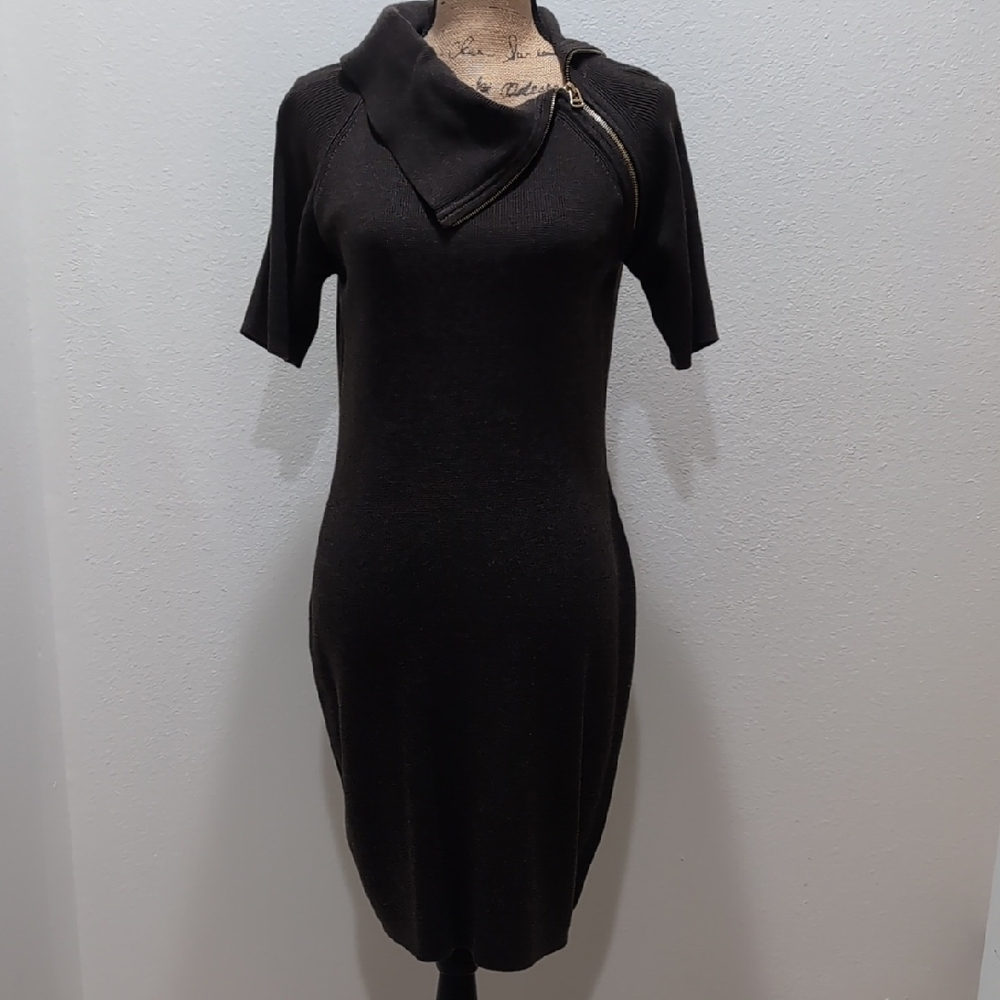EUC Calvin Klein Brown Short Sleeve Dress with Stylish Collar